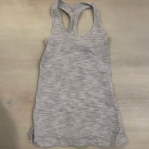 Lululemon size 4 tank top